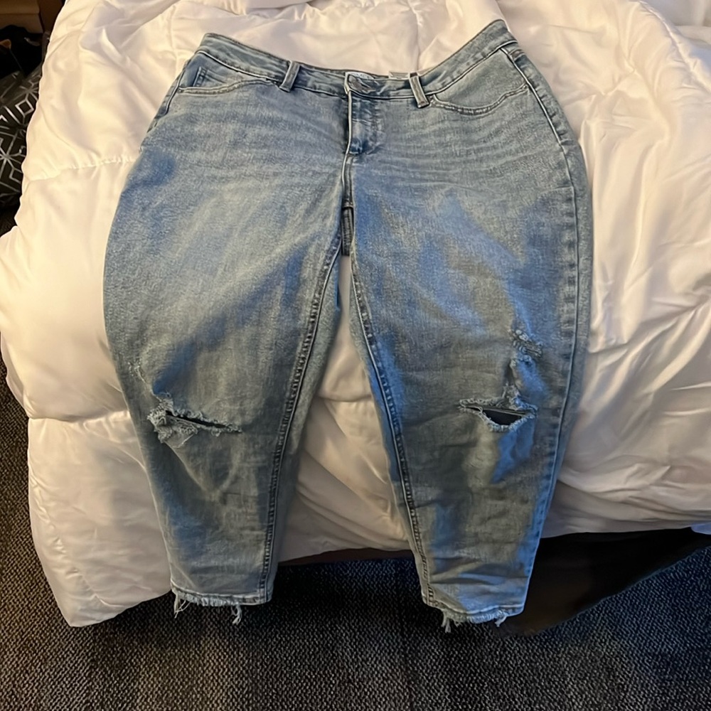 Destressed high waisted jeans relaxed bottoms
